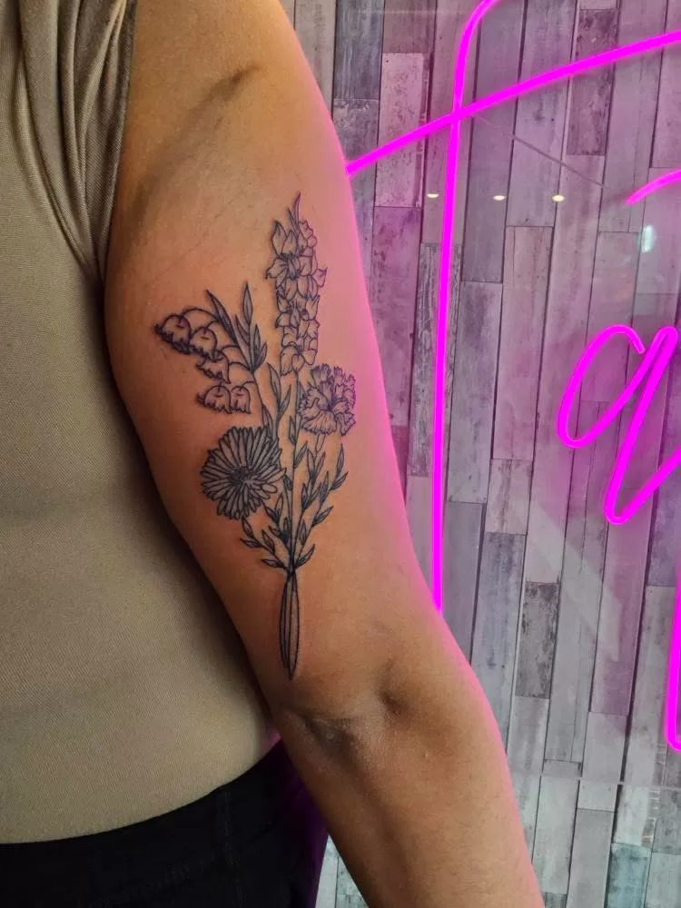 flower bouquet tattoo